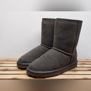 Ausland Womens | Grey | Water Resistant Winter Boots Size 6.5